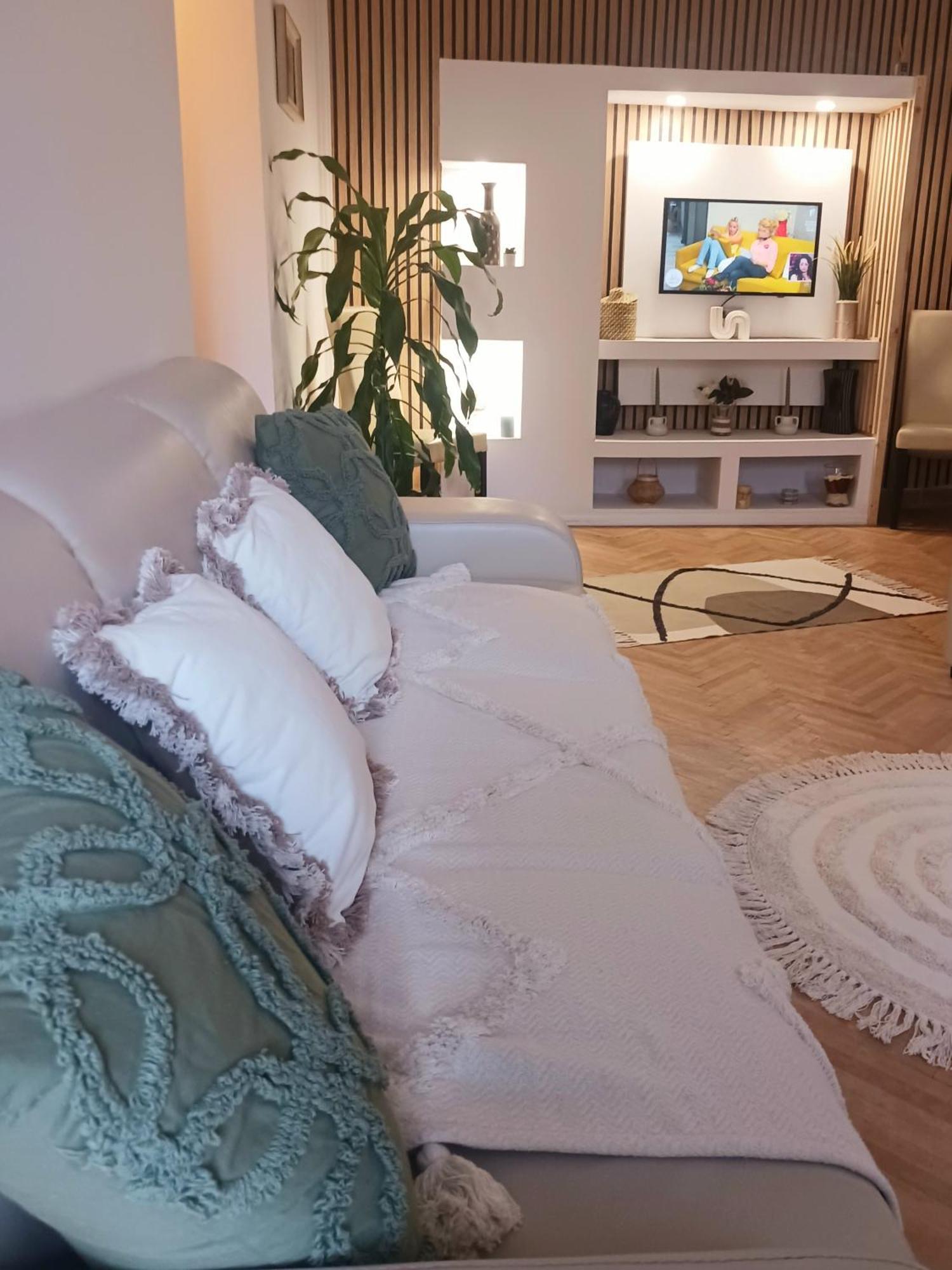 The House In The Park Bucharest Appartement Buitenkant foto