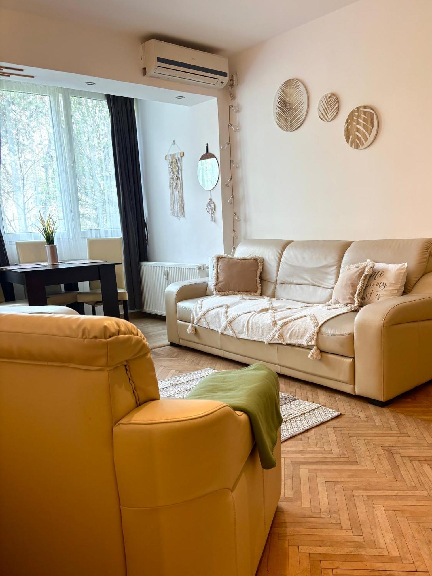 The House In The Park Bucharest Appartement Buitenkant foto